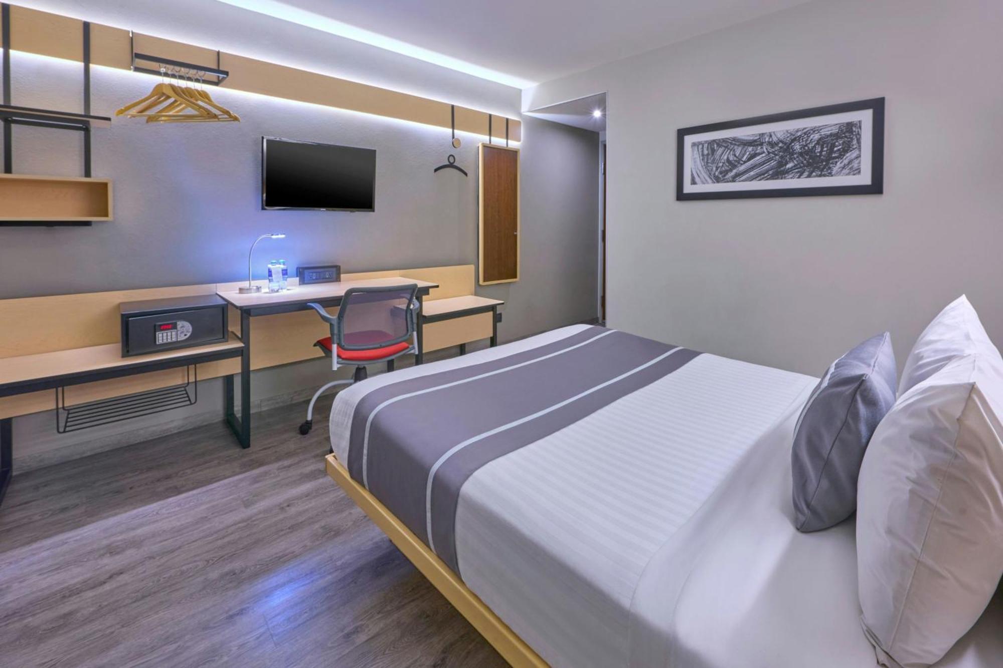 City Express Plus By Marriott Ciudad De Mexico Periferico Sur Tlalpan エクステリア 写真